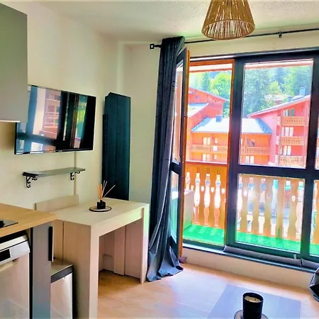 Appartement Valfrejus 19m2 Cosy 4 Couchages 60 M Des Pistes Modane